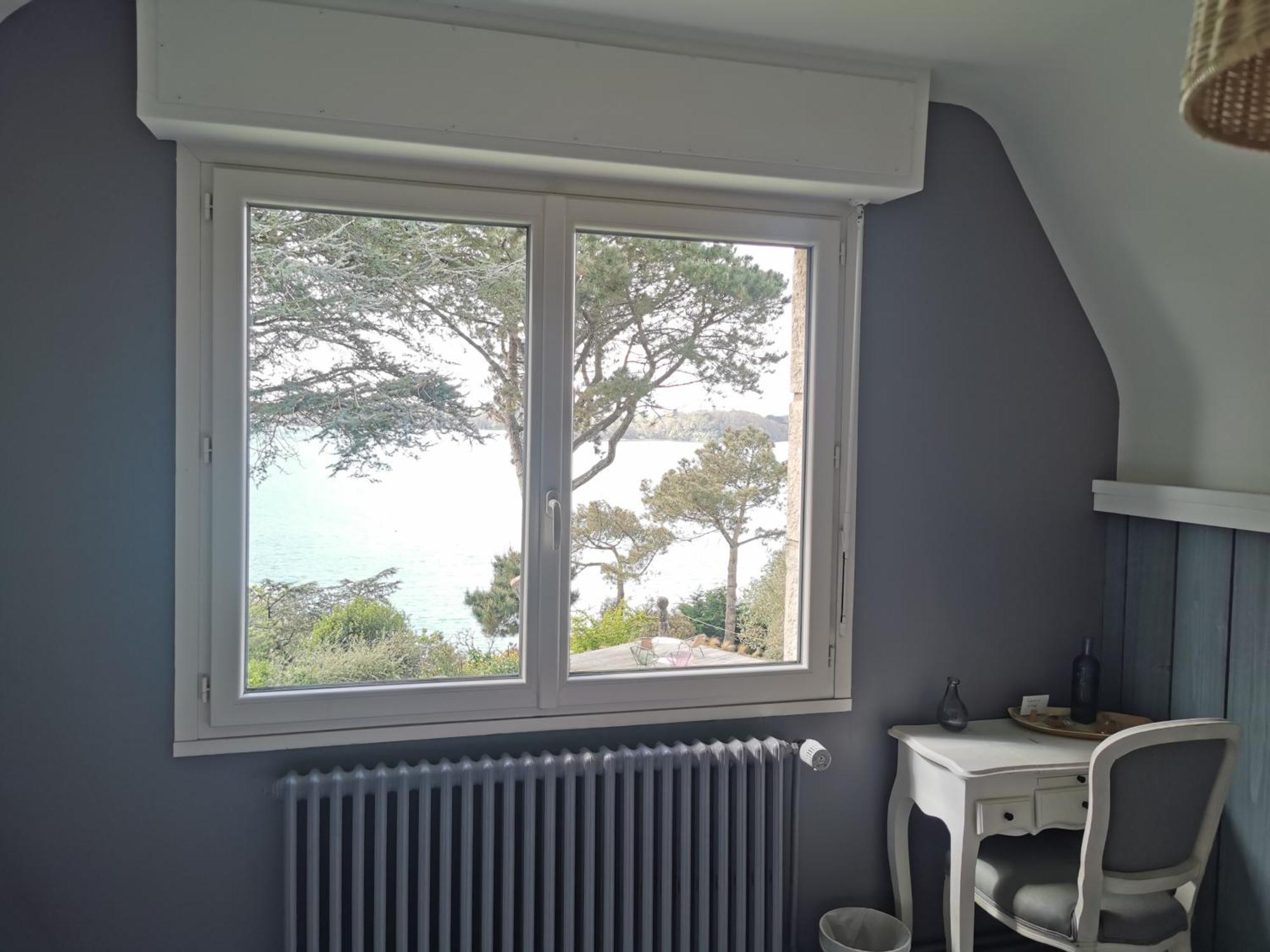 Apartamento Les Pieds Dans L'Eau Saint-Malo Habitación foto
